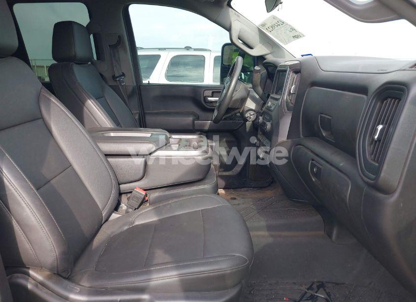 Photo 6 of 2021 Chevrolet Silverado 2500HD 2WD DOUBLE CAB LONG BED WT (VIN 1GC5WLE73MF139974)