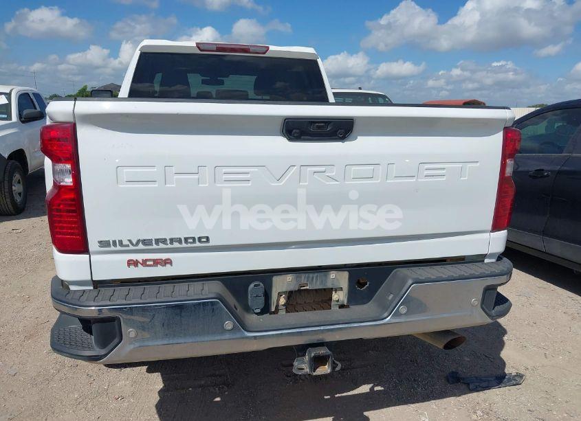 Photo 15 of 2021 Chevrolet Silverado 2500HD 4WD DOUBLE CAB STANDARD BED WT (VIN 1GC5YLE70MF281158)