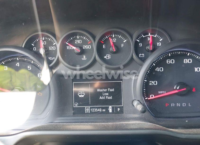 Photo 5 of 2021 Chevrolet Silverado 2500HD 4WD DOUBLE CAB STANDARD BED WT (VIN 1GC5YLE70MF281158)