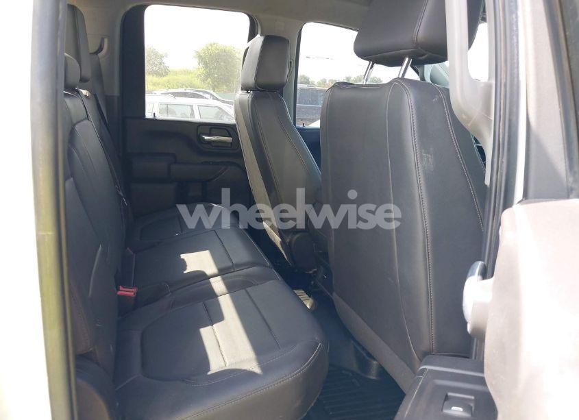 Photo 7 of 2021 Chevrolet Silverado 2500HD 4WD DOUBLE CAB STANDARD BED WT (VIN 1GC5YLE70MF281158)