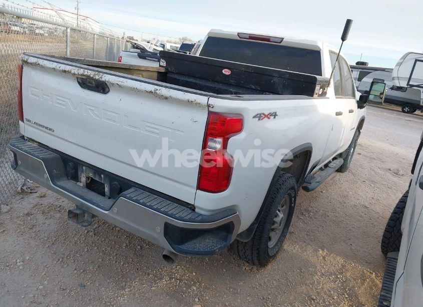 Photo 4 of 2020 Chevrolet Silverado 2500HD 4WD DOUBLE CAB STANDARD BED WT (VIN 1GC5YLE72LF225737)