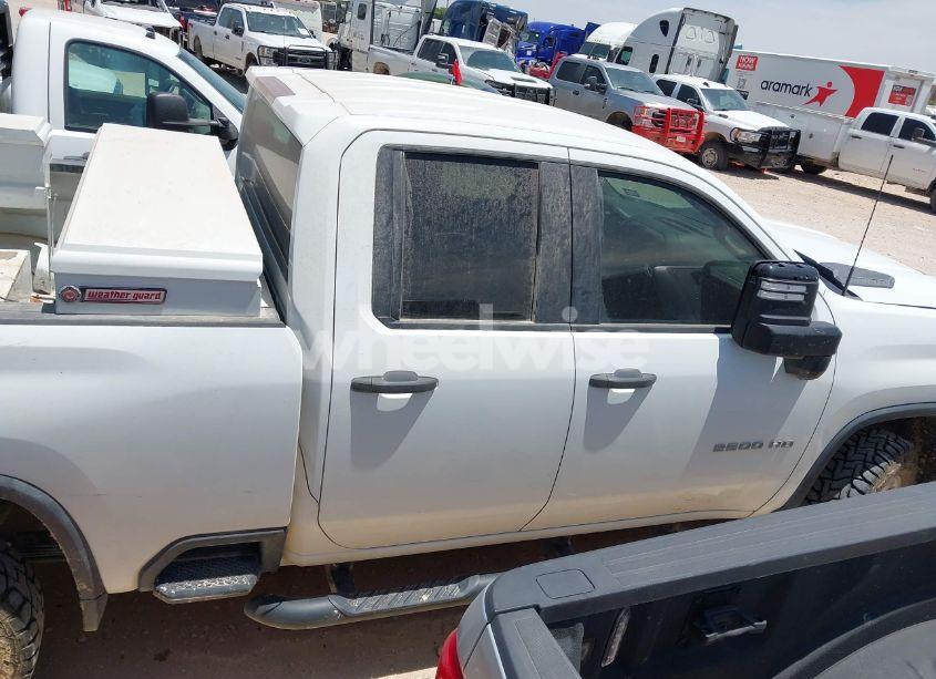 Photo 12 of 2020 Chevrolet Silverado 2500HD 4WD DOUBLE CAB STANDARD BED WT (VIN 1GC5YLE73LF300252)