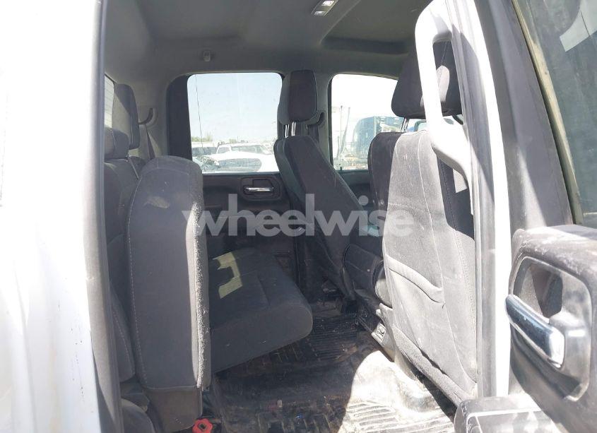 Photo 6 of 2020 Chevrolet Silverado 2500HD 4WD DOUBLE CAB STANDARD BED WT (VIN 1GC5YLE73LF300252)