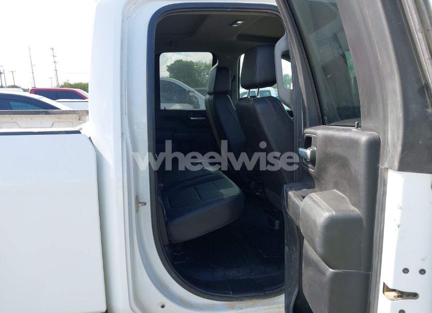 Photo 7 of 2021 Chevrolet Silverado 2500HD 4WD DOUBLE CAB STANDARD BED WT (VIN 1GC5YLE73MF280831)