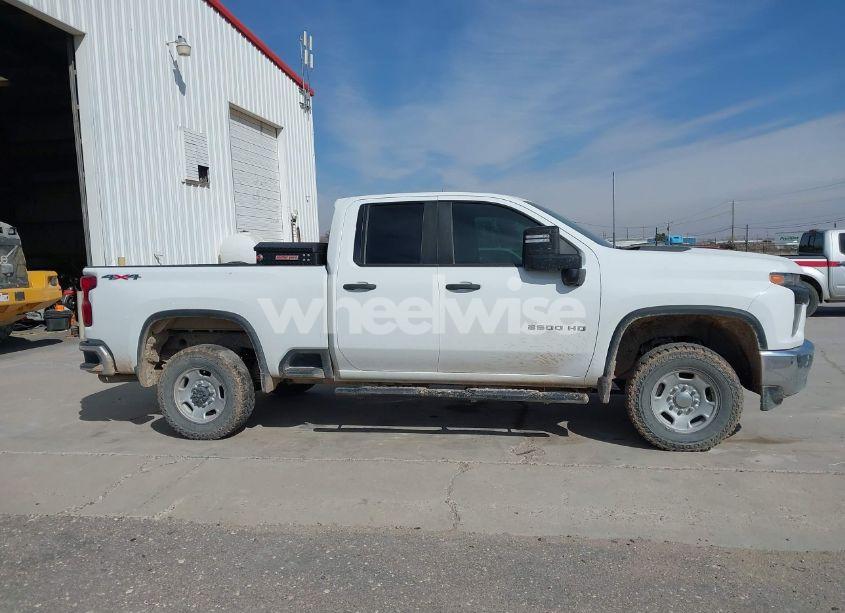 Photo 13 of 2022 Chevrolet Silverado 2500HD 4WD DOUBLE CAB STANDARD BED WT (VIN 1GC5YLE73NF286095)