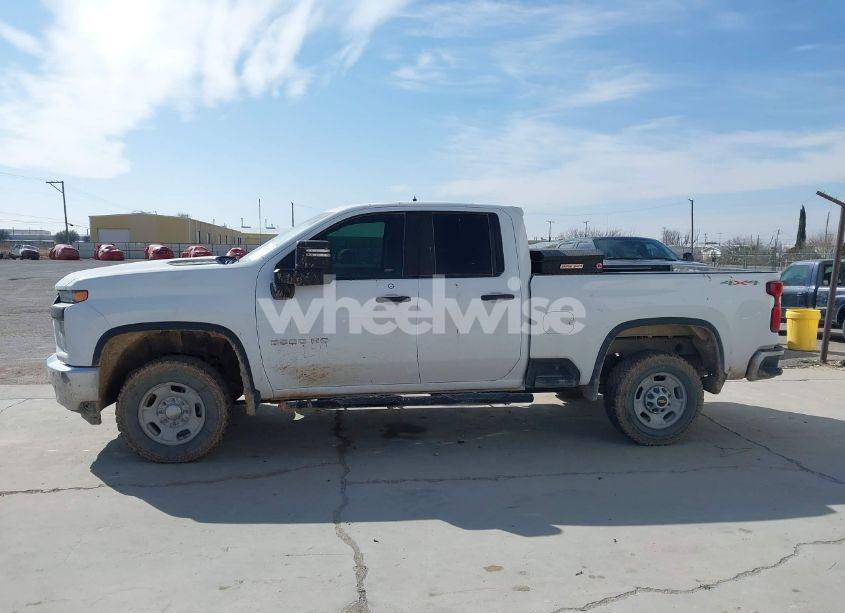 Photo 14 of 2022 Chevrolet Silverado 2500HD 4WD DOUBLE CAB STANDARD BED WT (VIN 1GC5YLE73NF286095)