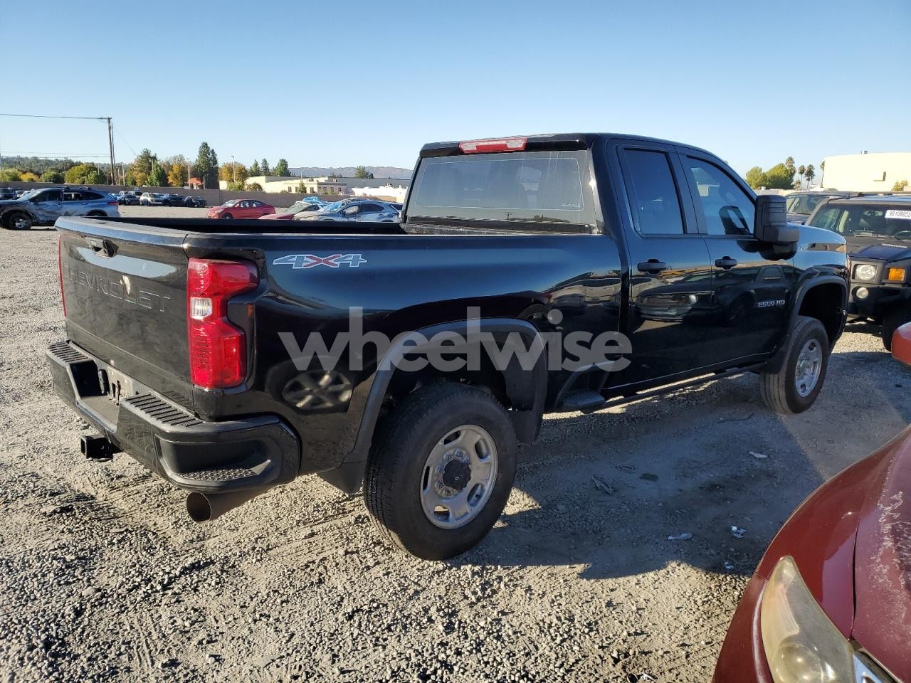 Photo 3 of 2023 CHEVROLET SILVERADO K2500 HEAVY DUTY (VIN 1GC5YLEY5PF117093)
