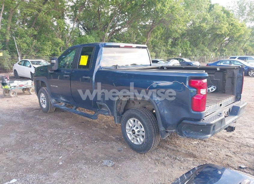 Photo 3 of 2021 Chevrolet Silverado 2500HD 4WD DOUBLE CAB STANDARD BED WT (VIN 1GC5YLEY6MF180490)