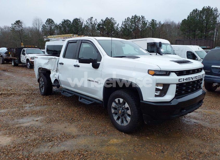 2022 Chevrolet Silverado 2500HD 4WD DOUBLE CAB STANDARD BED CUSTOM (VIN 1GC5YME74NF349386) main photo