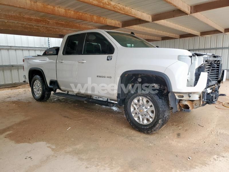 Photo 12 of 2022 CHEVROLET SILVERADO K2500 HEAVY DUTY LT N/A (VIN 1GC5YNE70NF325205)
