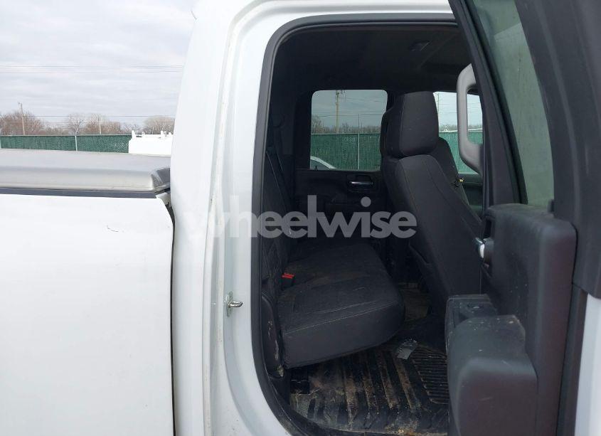 Photo 6 of 2022 Chevrolet Silverado 2500HD 4WD DOUBLE CAB STANDARD BED LT (VIN 1GC5YNE72NF331703)