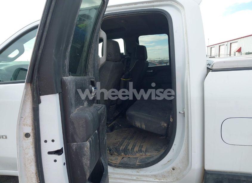 Photo 7 of 2022 Chevrolet Silverado 2500HD 4WD DOUBLE CAB STANDARD BED LT (VIN 1GC5YNE72NF331703)