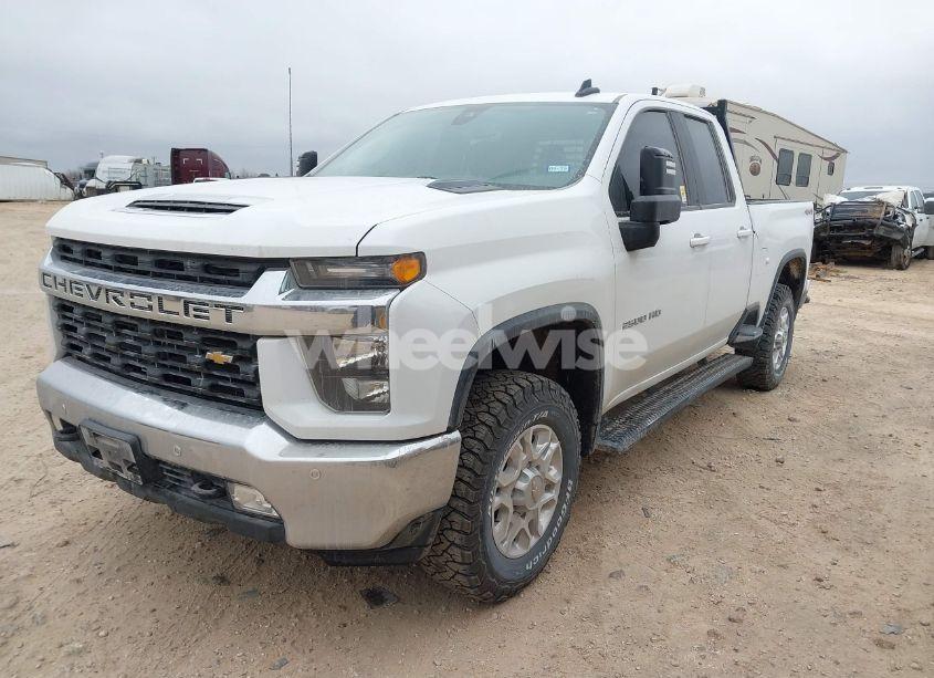 Photo 2 of 2022 Chevrolet Silverado 2500HD 4WD DOUBLE CAB STANDARD BED LT (VIN 1GC5YNE79NF324571)