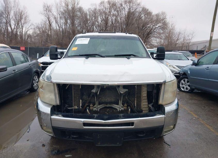 Photo 12 of 2010 Chevrolet Silverado 3500HD LT (VIN 1GC7K0B68AF103286)