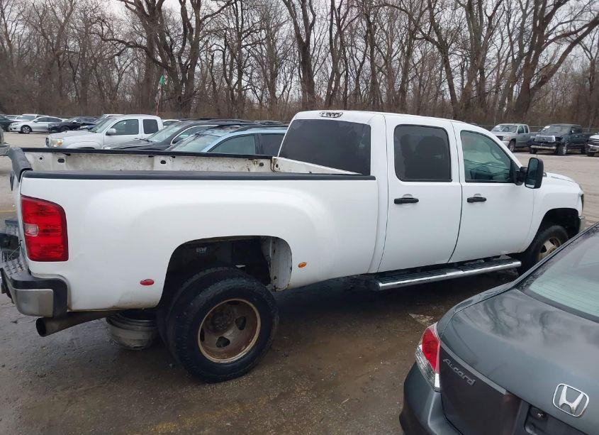 Photo 13 of 2010 Chevrolet Silverado 3500HD LT (VIN 1GC7K0B68AF103286)