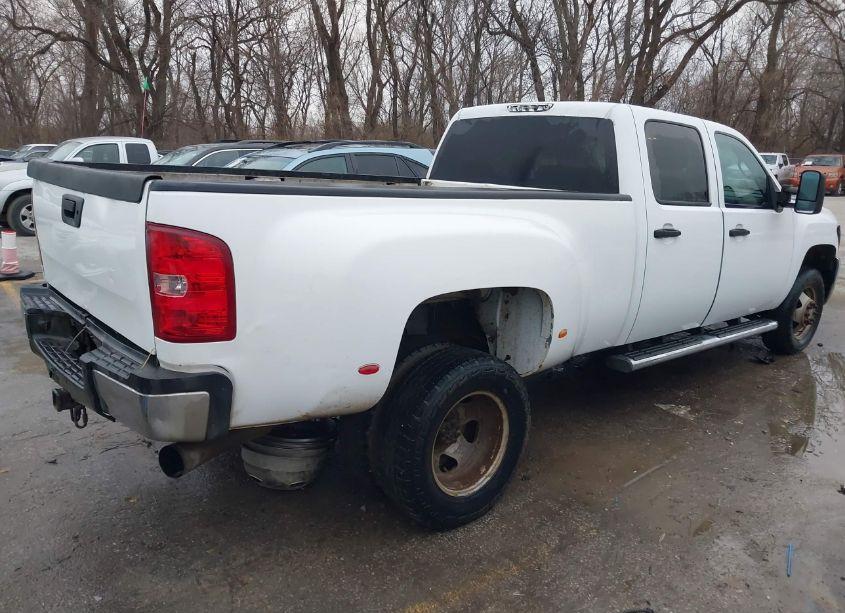 Photo 4 of 2010 Chevrolet Silverado 3500HD LT (VIN 1GC7K0B68AF103286)