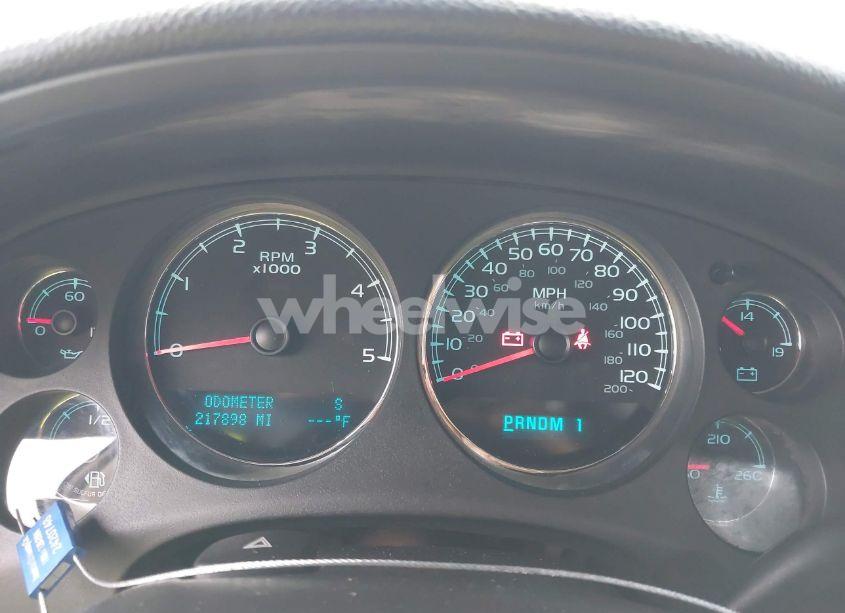 Photo 5 of 2010 Chevrolet Silverado 3500HD LTZ (VIN 1GC7K1B67AF130176)