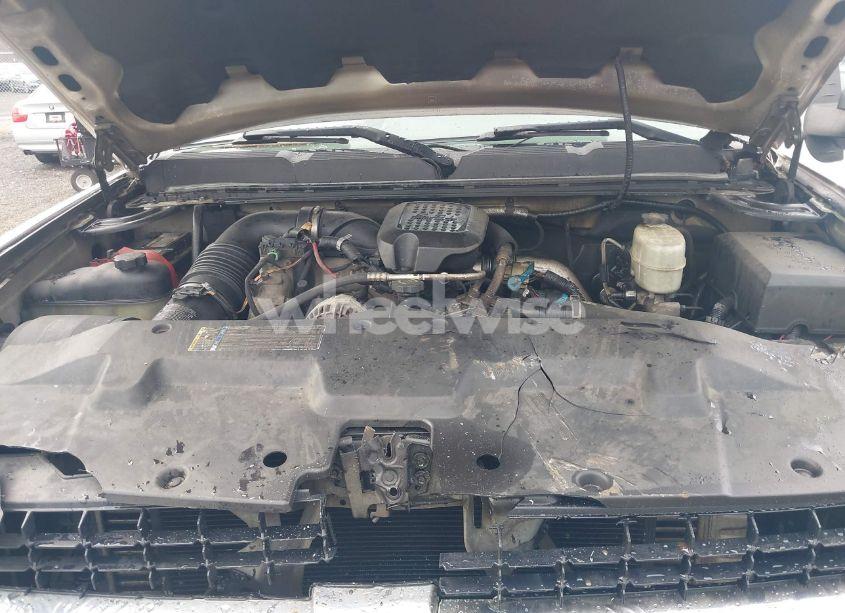 Photo 10 of 2010 Chevrolet Silverado 3500HD WORK TRUCK (VIN 1GC7KZB61AF132875)