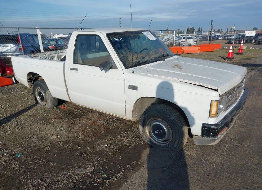1988 Chevrolet S TRUCK S10 (VIN 1GCBS14E0J8216206) main photo