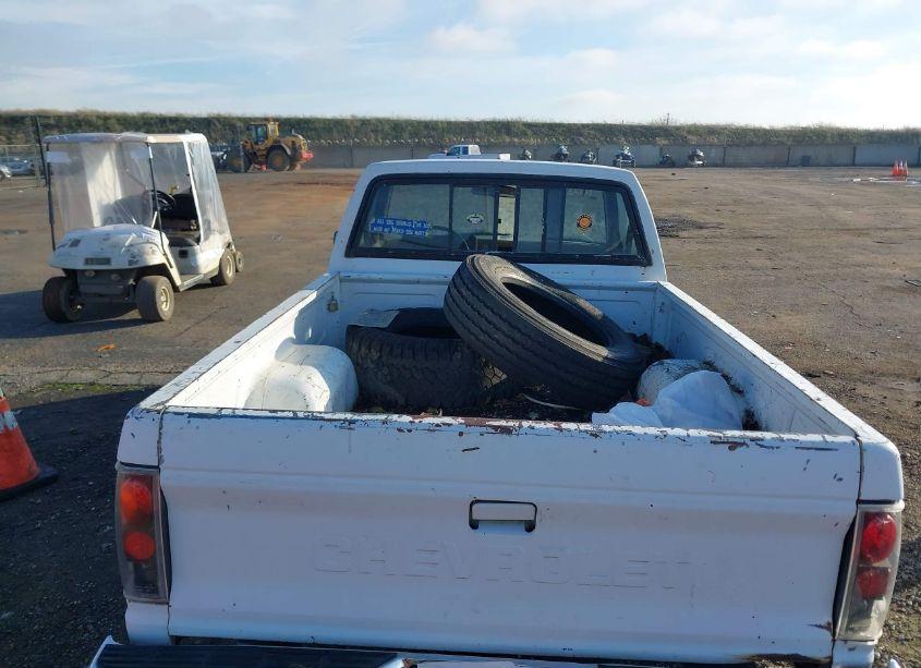 Photo 8 of 1988 Chevrolet S TRUCK S10 (VIN 1GCBS14E0J8216206)