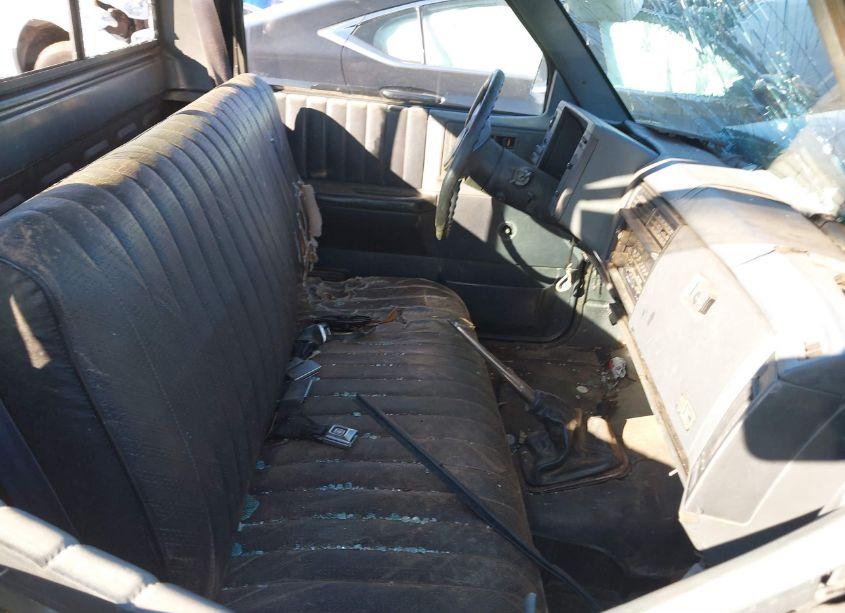 Photo 5 of 1989 Chevrolet S TRUCK S10 (VIN 1GCBS14E6K2192109)