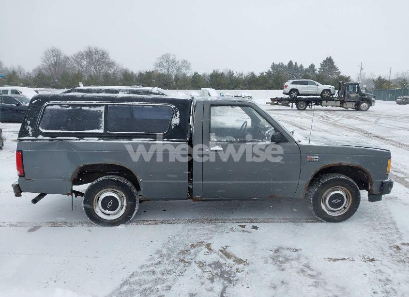 Photo 13 of 1986 Chevrolet S TRUCK S10 (VIN 1GCBS14E7G2137854)