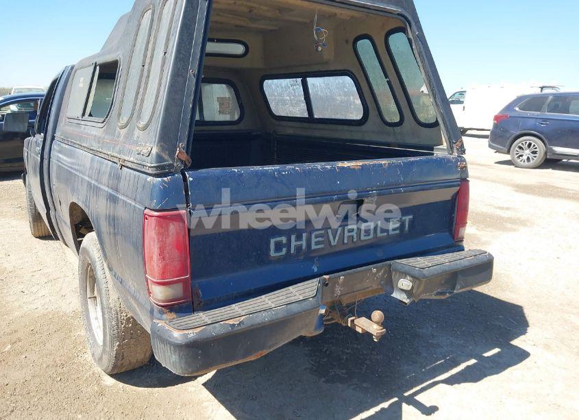 Photo 6 of 1986 Chevrolet S TRUCK S10 (VIN 1GCBS14R9G2106723)