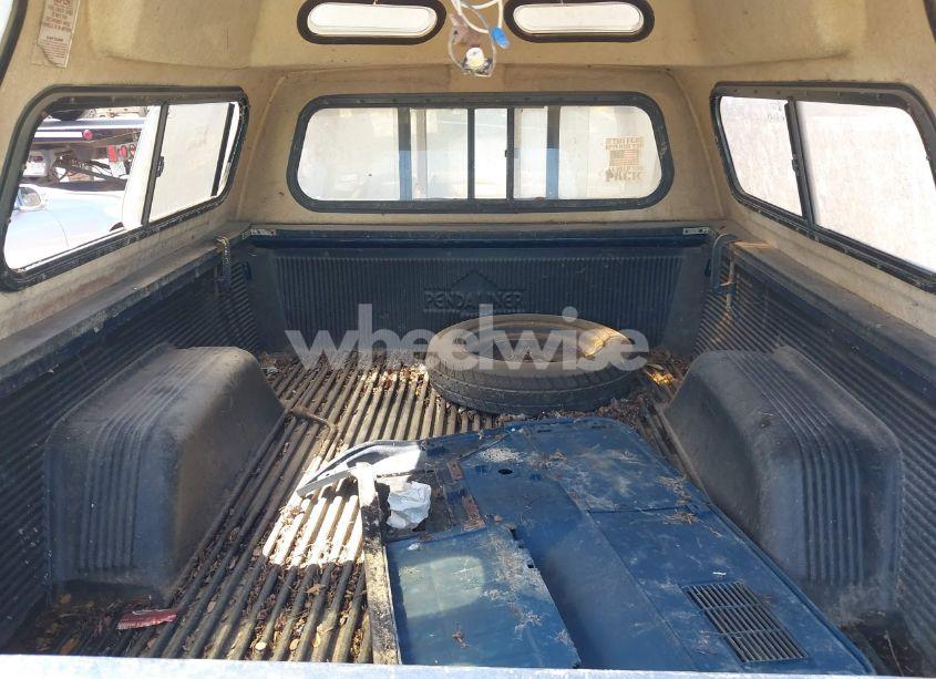 Photo 8 of 1986 Chevrolet S TRUCK S10 (VIN 1GCBS14R9G2106723)