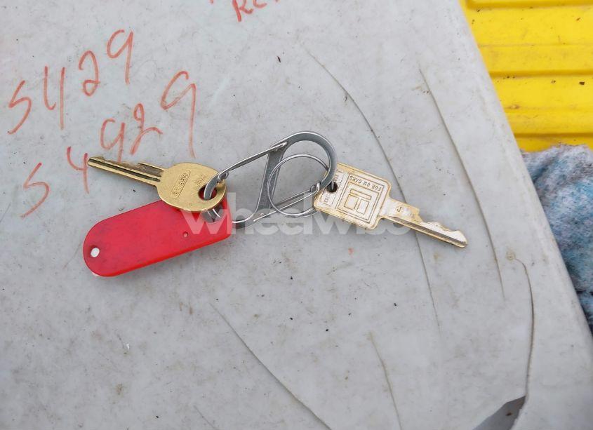 Photo 11 of 1985 Chevrolet C10 (VIN 1GCCC14F8FJ183398)