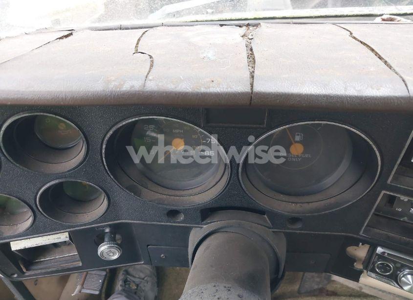 Photo 7 of 1985 Chevrolet C10 (VIN 1GCCC14F8FJ183398)