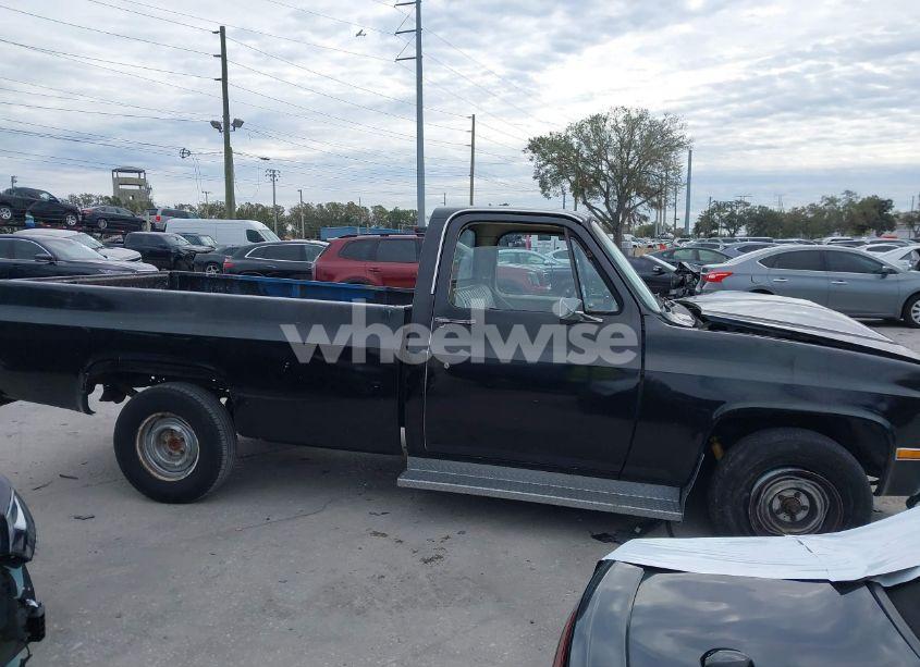 Photo 13 of 1981 Chevrolet C10 (VIN 1GCCC14G2BS188447)