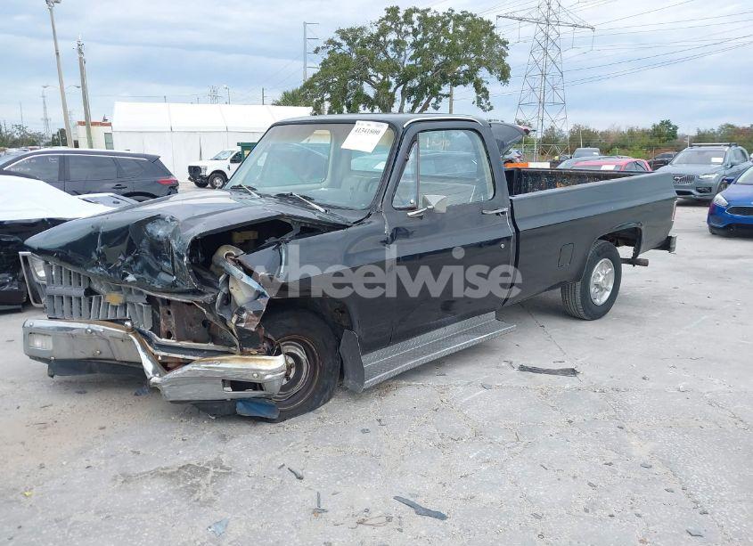 Photo 2 of 1981 Chevrolet C10 (VIN 1GCCC14G2BS188447)