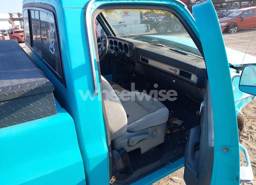 Photo 5 of 1986 Chevrolet C10 (VIN 1GCCC14H3GF407649)