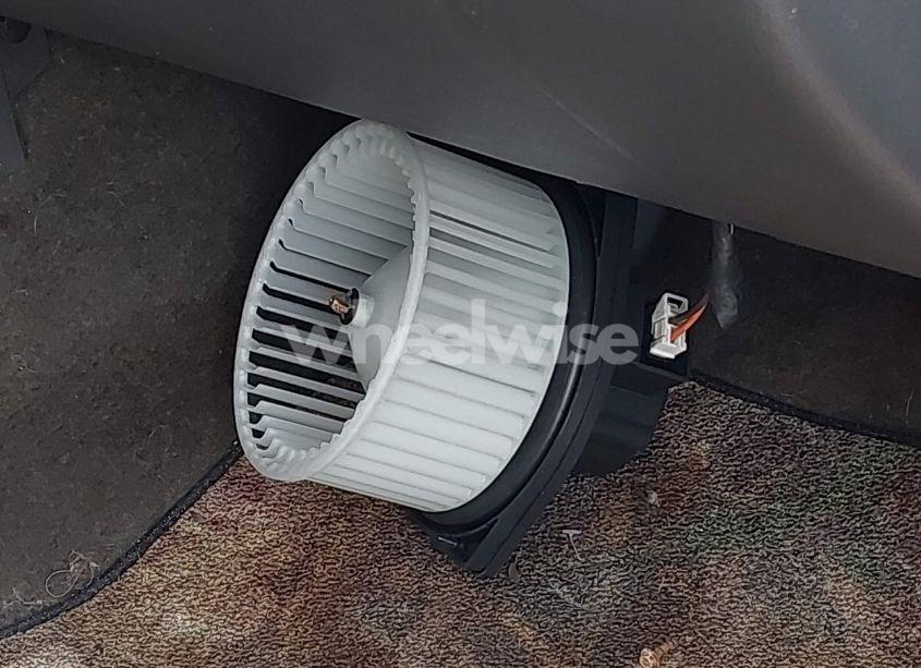 Photo 6 of 2005 Chevrolet Colorado LS (VIN 1GCCS136058193854)