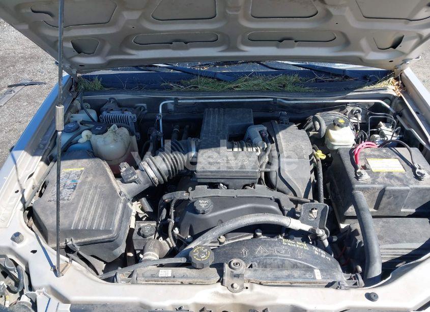 Photo 10 of 2005 Chevrolet Colorado LS (VIN 1GCCS136558275398)