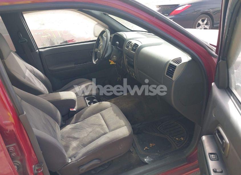 Photo 5 of 2004 Chevrolet Colorado LS (VIN 1GCCS136748201933)