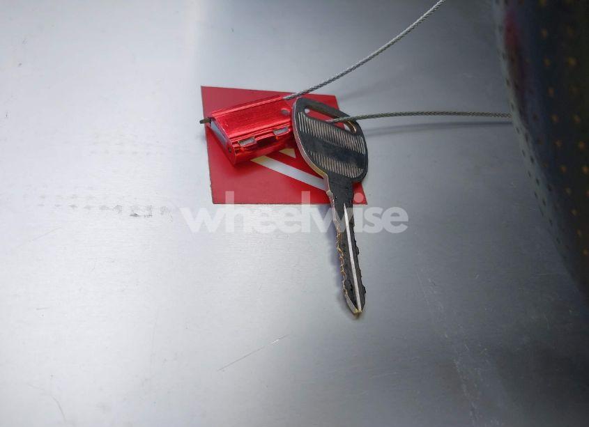 Photo 11 of 2005 Chevrolet Colorado LS (VIN 1GCCS136758163914)