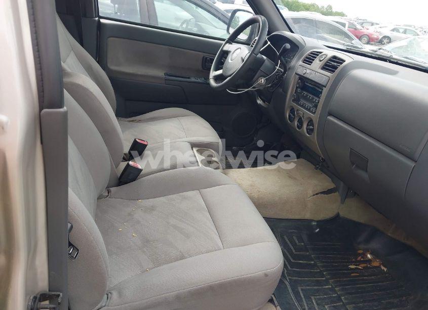 Photo 5 of 2004 Chevrolet Colorado LS (VIN 1GCCS136948104300)