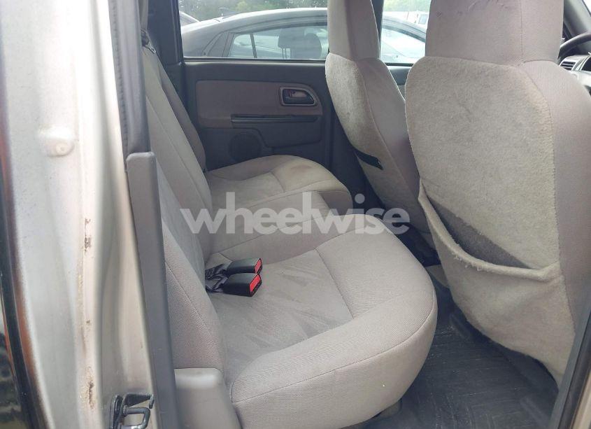 Photo 8 of 2004 Chevrolet Colorado LS (VIN 1GCCS136948104300)