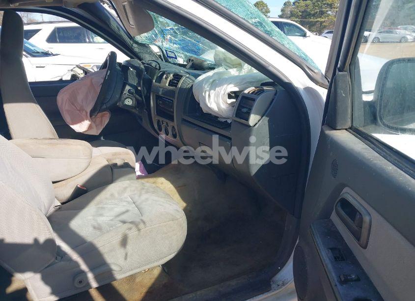 Photo 5 of 2005 Chevrolet Colorado LS (VIN 1GCCS138X58130374)