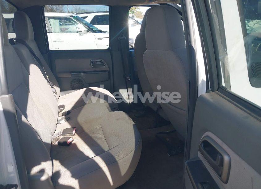 Photo 8 of 2005 Chevrolet Colorado LS (VIN 1GCCS138X58130374)