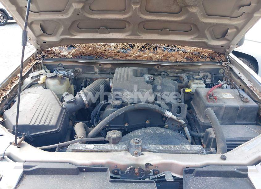 Photo 10 of 2005 Chevrolet Colorado LS (VIN 1GCCS138X58289766)