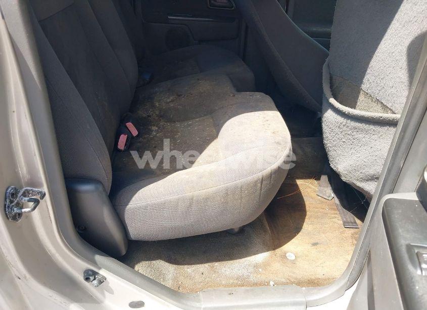 Photo 8 of 2005 Chevrolet Colorado LS (VIN 1GCCS138X58289766)