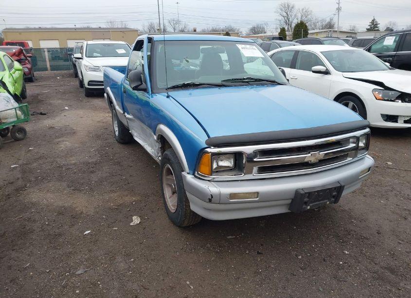 1996 Chevrolet S TRUCK S10 (VIN 1GCCS1440T8175221) main photo