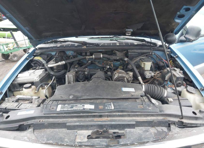 Photo 10 of 1996 Chevrolet S TRUCK S10 (VIN 1GCCS1440T8175221)