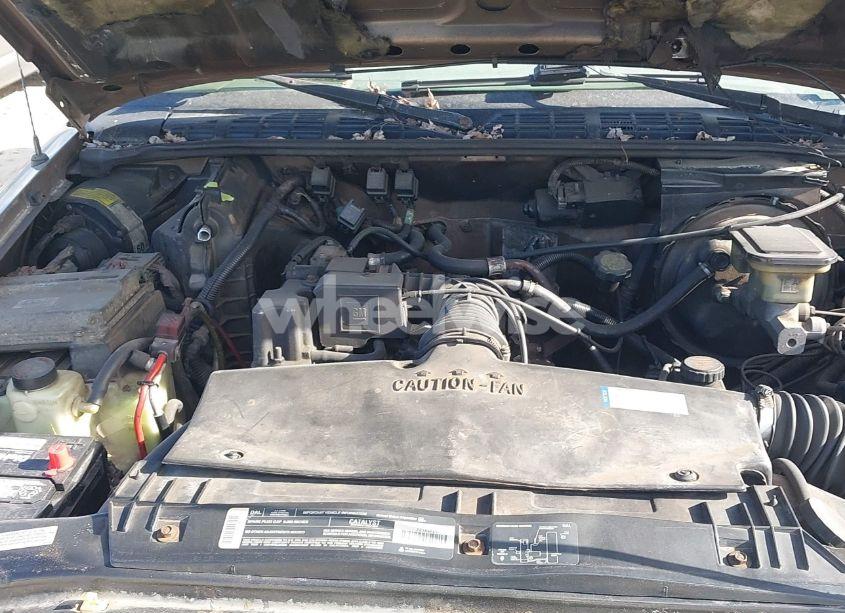 Photo 10 of 1996 Chevrolet S TRUCK S10 (VIN 1GCCS1441T8106537)