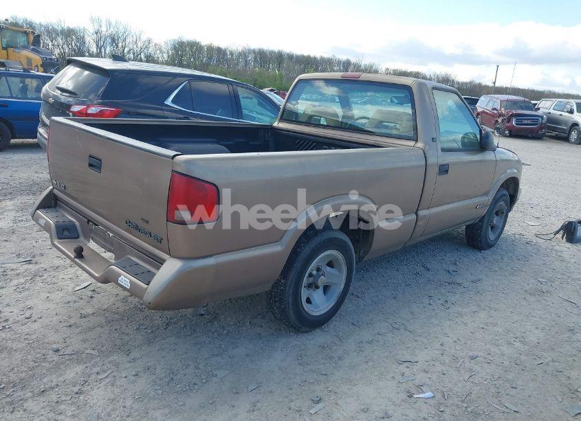 Photo 4 of 1996 Chevrolet S TRUCK S10 (VIN 1GCCS1441T8106537)