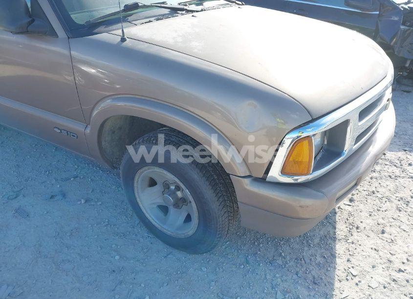 Photo 6 of 1996 Chevrolet S TRUCK S10 (VIN 1GCCS1441T8106537)