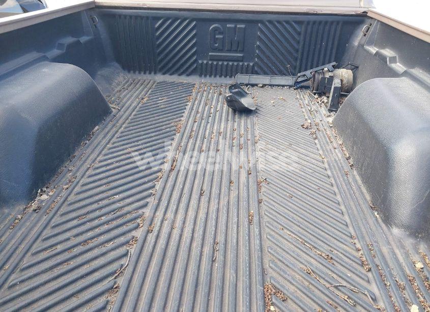 Photo 8 of 1996 Chevrolet S TRUCK S10 (VIN 1GCCS1441T8106537)