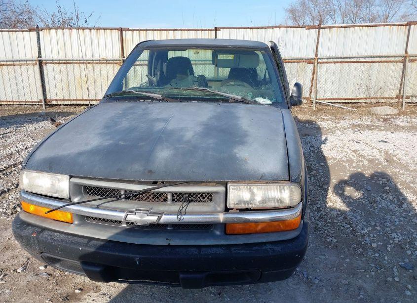 Photo 13 of 1998 Chevrolet S-10 LS FLEETSIDE (VIN 1GCCS1441WK205379)